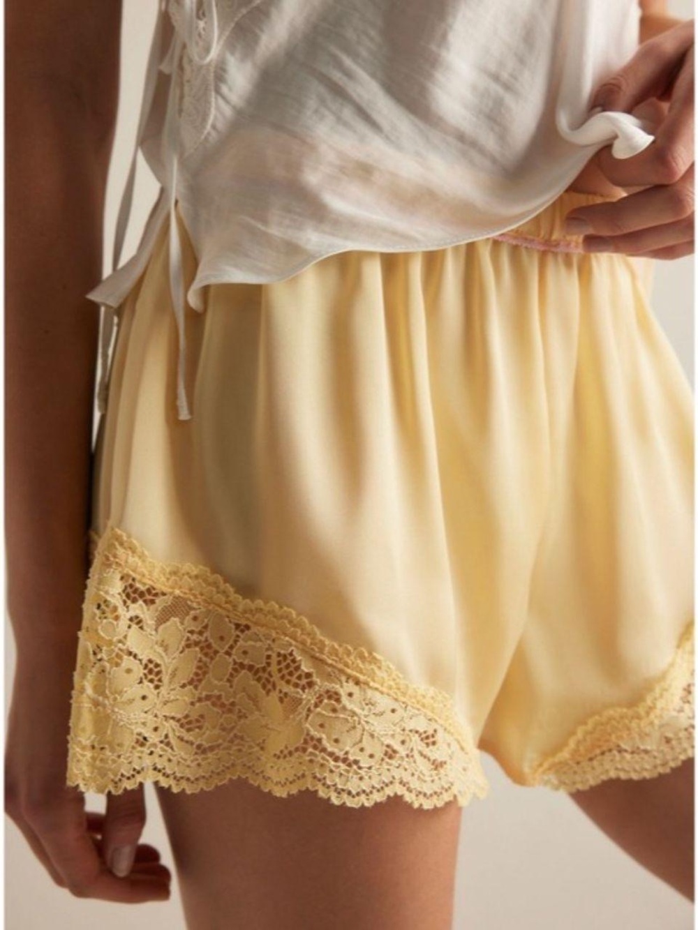 Free People Meet Me In The Middle Tap Shorts - Picture 3 of 4